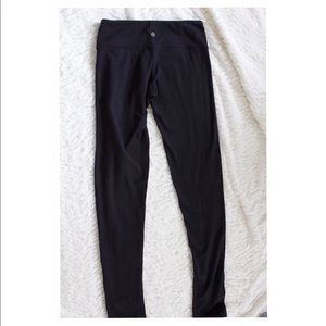 Lululemon legging, small! TAG REMOVED measurement✅